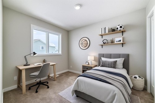 828 Sora Boulevard Se, Calgary, AB - Indoor Photo Showing Bedroom