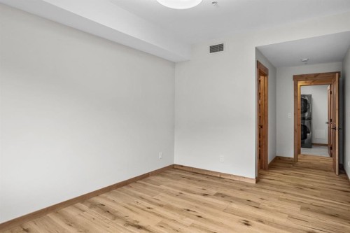 108-1606 Spring Creek Gate, Canmore, AB - Indoor Photo Showing Other Room