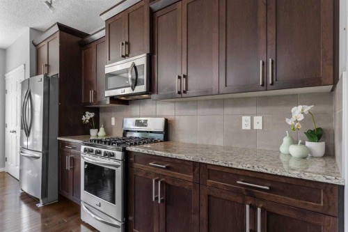 51 Walgrove Terrace Se, Calgary, AB - Indoor Photo Showing Kitchen