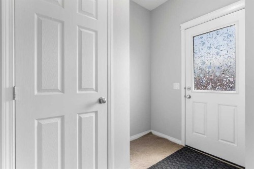 51 Walgrove Terrace Se, Calgary, AB - Indoor Photo Showing Other Room