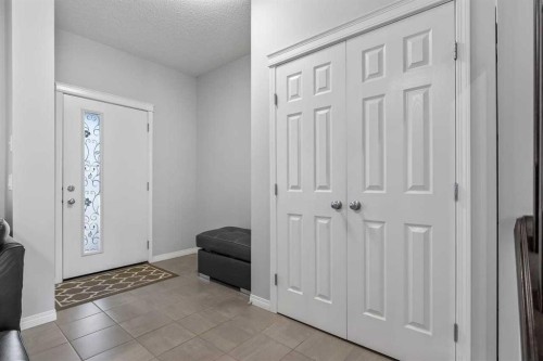 51 Walgrove Terrace Se, Calgary, AB - Indoor Photo Showing Other Room