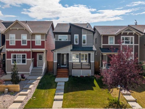 51 Walgrove Terrace Se, Calgary, AB - Outdoor With Facade