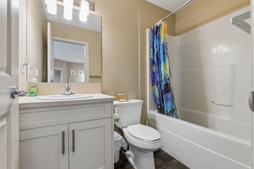 1403-450 Sage Valley Drive Nw, Calgary, AB - Indoor Photo Showing Bathroom