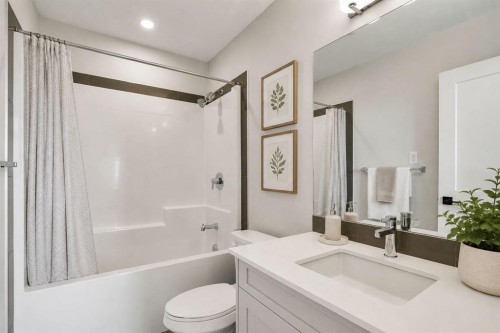 6412-200 Seton Circle Se, Calgary, AB - Indoor Photo Showing Bathroom