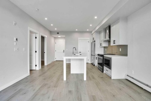 6412-200 Seton Circle Se, Calgary, AB - Indoor Photo Showing Kitchen