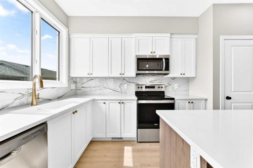 277 Heirloom Way Se, Calgary, AB - Indoor Photo Showing Kitchen