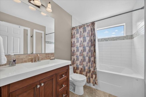 2511 Exshaw Road Nw, Calgary, AB - Indoor Photo Showing Bathroom