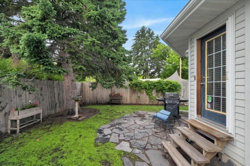 2511 Exshaw Road Nw, Calgary, AB - Outdoor
