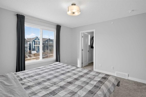 226 148 Avenue Nw, Calgary, AB - Indoor Photo Showing Bedroom