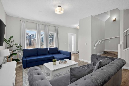226 148 Avenue Nw, Calgary, AB - Indoor Photo Showing Living Room