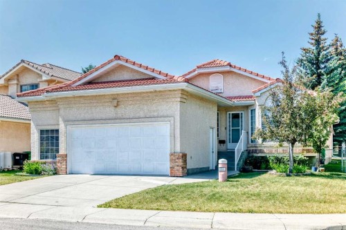 184 Hampshire Circle Nw, Calgary, AB - Outdoor