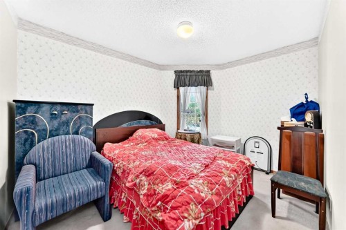 184 Hampshire Circle Nw, Calgary, AB - Indoor Photo Showing Bedroom