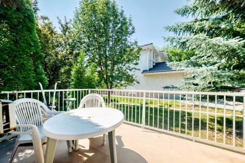 184 Hampshire Circle Nw, Calgary, AB - Outdoor With Deck Patio Veranda