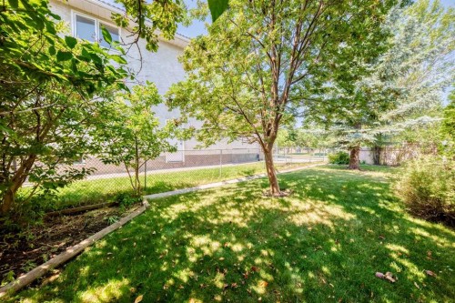 184 Hampshire Circle Nw, Calgary, AB - Outdoor