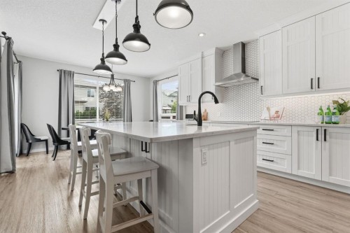 73 Morningside Circle  Airdrie, AB T4B 2R9