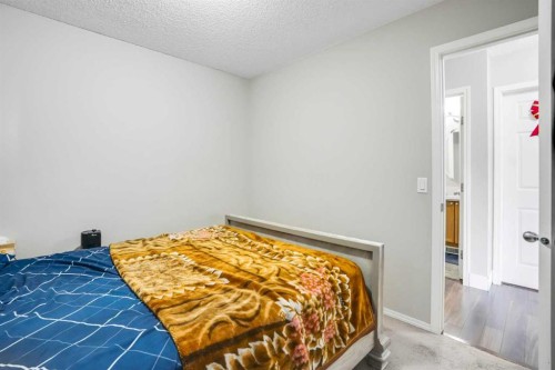 6216 Taralea Park Ne, Calgary, AB - Indoor Photo Showing Bedroom