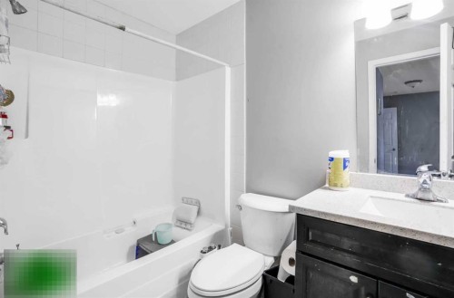 6216 Taralea Park Ne, Calgary, AB - Indoor Photo Showing Bathroom