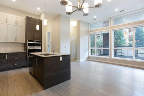 124-Mahogany Centre Centre Se, Calgary, AB - Indoor Photo Showing Kitchen With Upgraded Kitchen