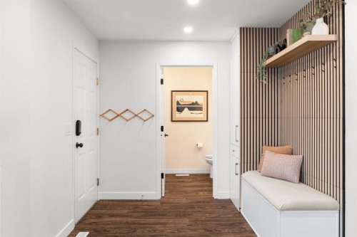 3725 Douglas Ridge Way Se, Calgary, AB - Indoor Photo Showing Other Room