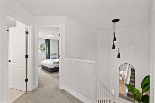 3725 Douglas Ridge Way Se, Calgary, AB - Indoor Photo Showing Other Room