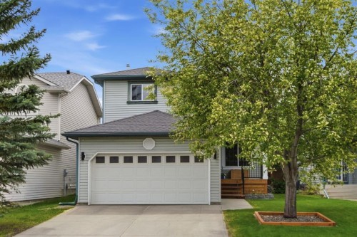 3725 Douglas Ridge Way Se, Calgary, AB - Outdoor