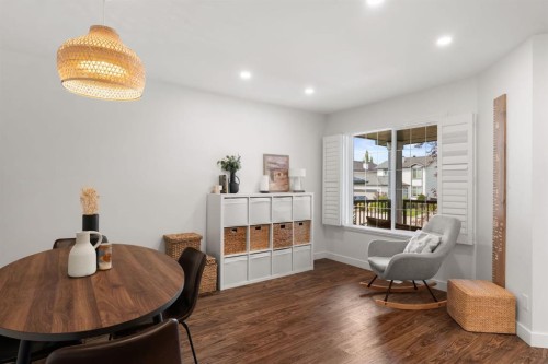 3725 Douglas Ridge Way Se, Calgary, AB - Indoor Photo Showing Dining Room