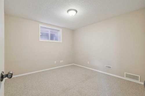 184 Cimarron Park Circle, Okotoks, AB - Indoor Photo Showing Other Room