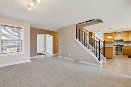 184 Cimarron Park Circle, Okotoks, AB - Indoor