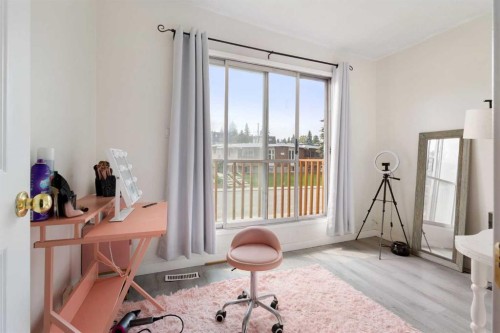 11268 6 Sw, Calgary, AB - Indoor Photo Showing Office