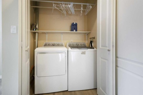 11268 6 Sw, Calgary, AB - Indoor Photo Showing Laundry Room
