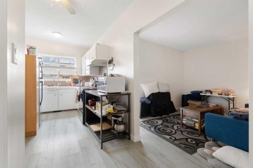 11268 6 Sw, Calgary, AB - Indoor