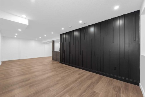 820 Archwood Road Se, Calgary, AB - Indoor Photo Showing Other Room