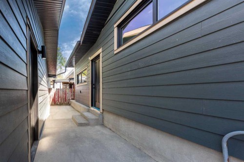 820 Archwood Road Se, Calgary, AB - Outdoor With Exterior