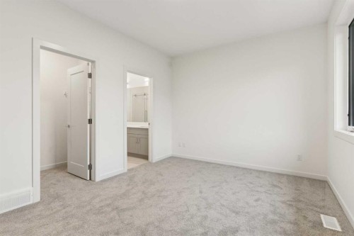 84-1453 Na'A Drive Sw, Calgary, AB - Indoor Photo Showing Other Room