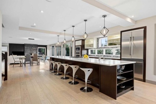 3508 Spruce Drive Sw, Calgary, AB - Indoor Photo Showing Kitchen With Upgraded Kitchen
