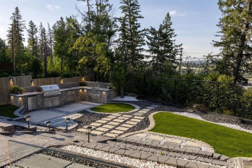 3508 Spruce Drive Sw, Calgary, AB - Outdoor