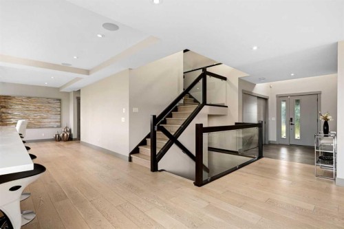 3508 Spruce Drive Sw, Calgary, AB - Indoor Photo Showing Other Room