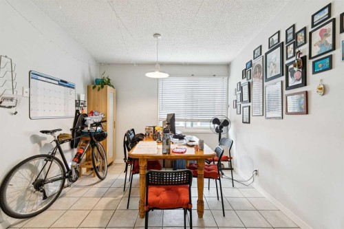 715 5 Street Ne, Calgary, AB - Indoor Photo Showing Dining Room