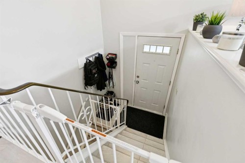 715 5 Street Ne, Calgary, AB - Indoor Photo Showing Other Room