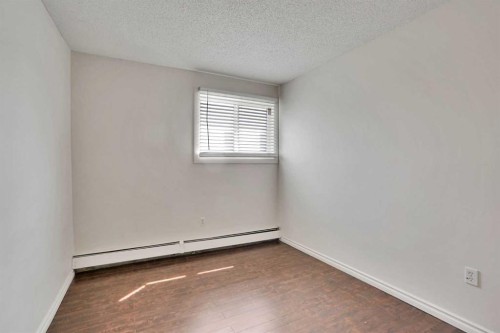 305-431 1 Avenue Ne, Calgary, AB - Indoor Photo Showing Other Room