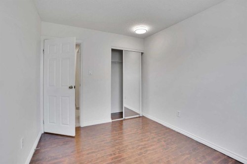 305-431 1 Avenue Ne, Calgary, AB - Indoor Photo Showing Other Room