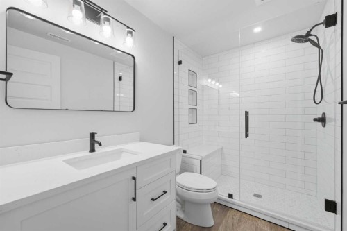 68 Auburn Sound Terrace Se, Calgary, AB - Indoor Photo Showing Bathroom