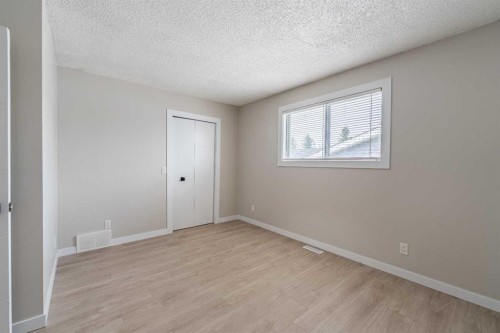18 Falmere Way Ne, Calgary, AB - Indoor Photo Showing Other Room