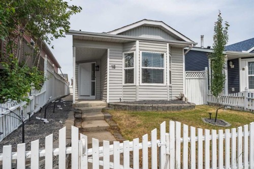 18 Falmere Way Ne, Calgary, AB - Outdoor With Facade