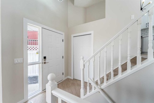 18 Falmere Way Ne, Calgary, AB - Indoor Photo Showing Other Room