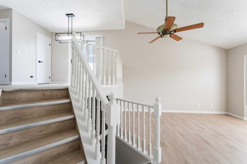18 Falmere Way Ne, Calgary, AB - Indoor Photo Showing Other Room