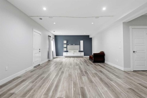 111 Kinniburgh Place, Chestermere, AB - Indoor