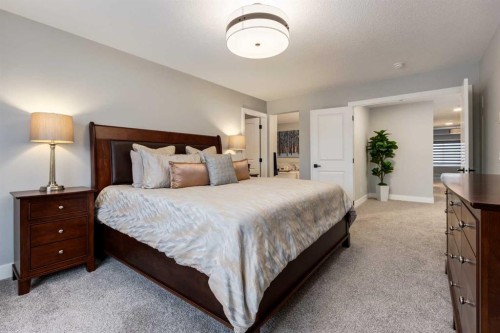 18 South Shore Bay, Chestermere, AB - Indoor Photo Showing Bedroom