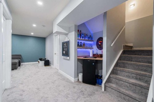 359 Mt Apex Green Se, Calgary, AB - Indoor