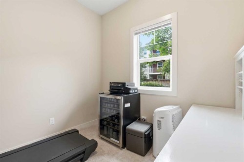 17 Stonehouse Crescent Nw, High River, AB - Indoor